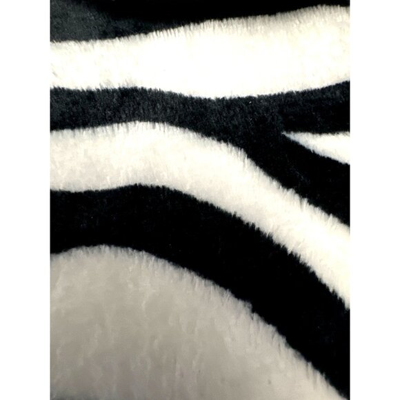 CCC Zebra Print Open Front Cardigan Sweater Trendy Black White Printed Pattern L - Picture 6 of 6